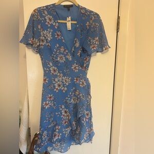 NWT Banana Republic Floral Blue Wrap Dress